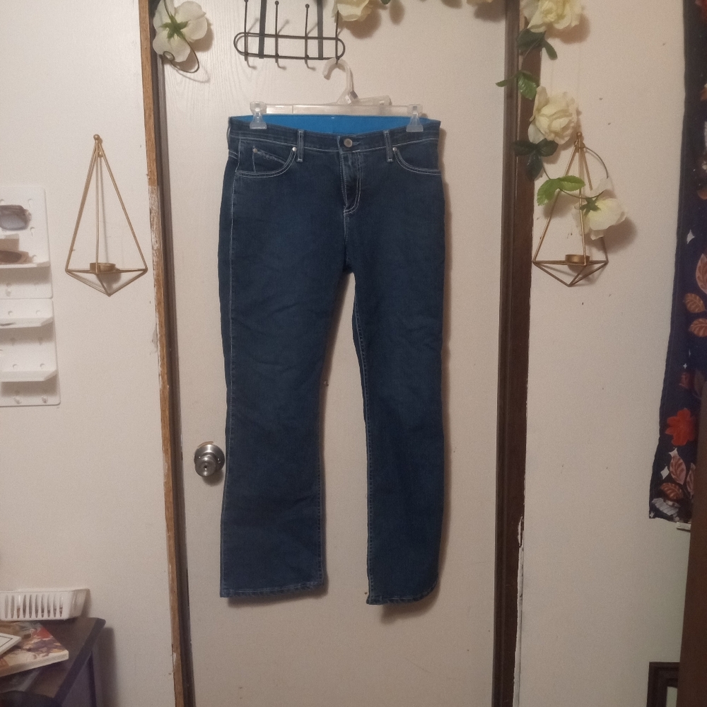 Wrangler boot cut jeans, size 11/12 with 30"inseam, great condition